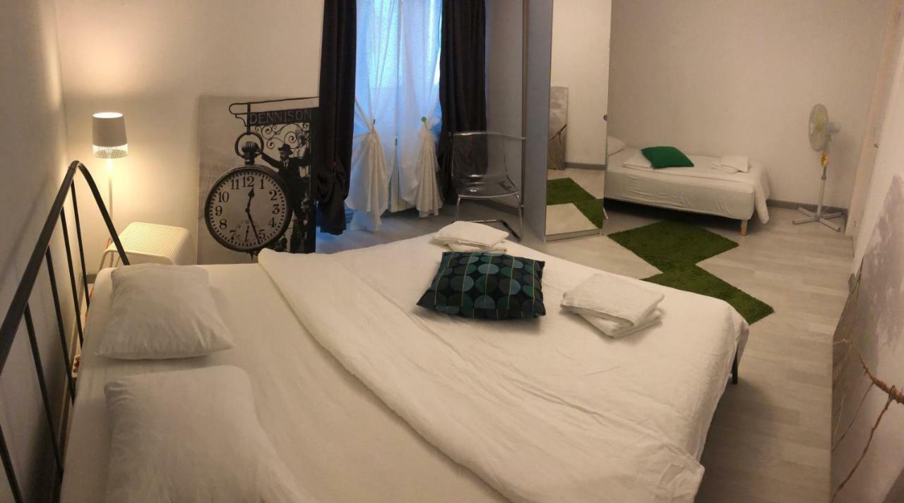 Green Apartment With Terrace 12 ブカレスト エクステリア 写真